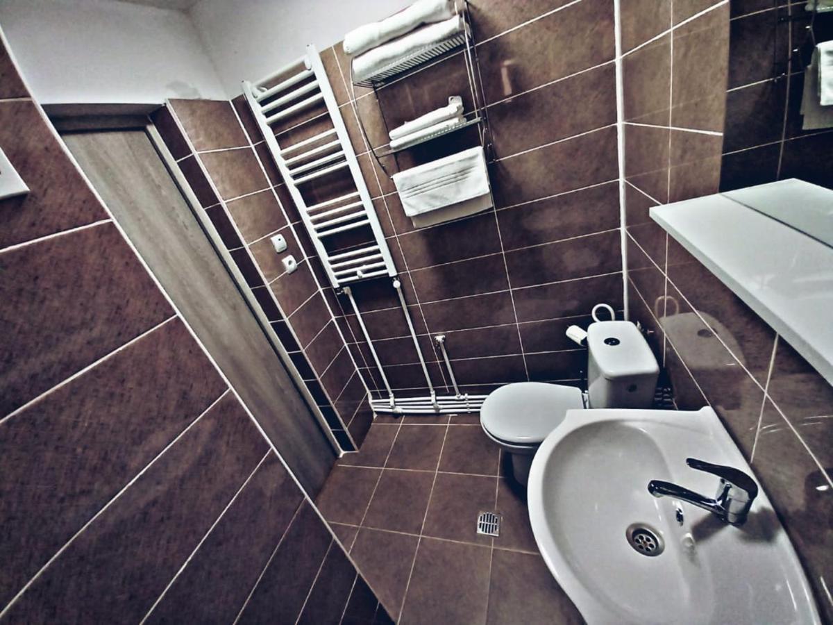 Camere in regim hotelier Brașov Exterior foto